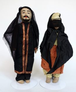 Bahrain National Costume Dolls (02)