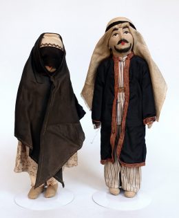 Bahrain National Costume Dolls (03)